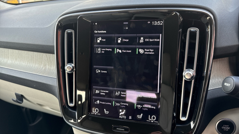 Volvo Xc40 1.5 T5 Recharge PHEV Inscription Pro 5dr Auto Estate